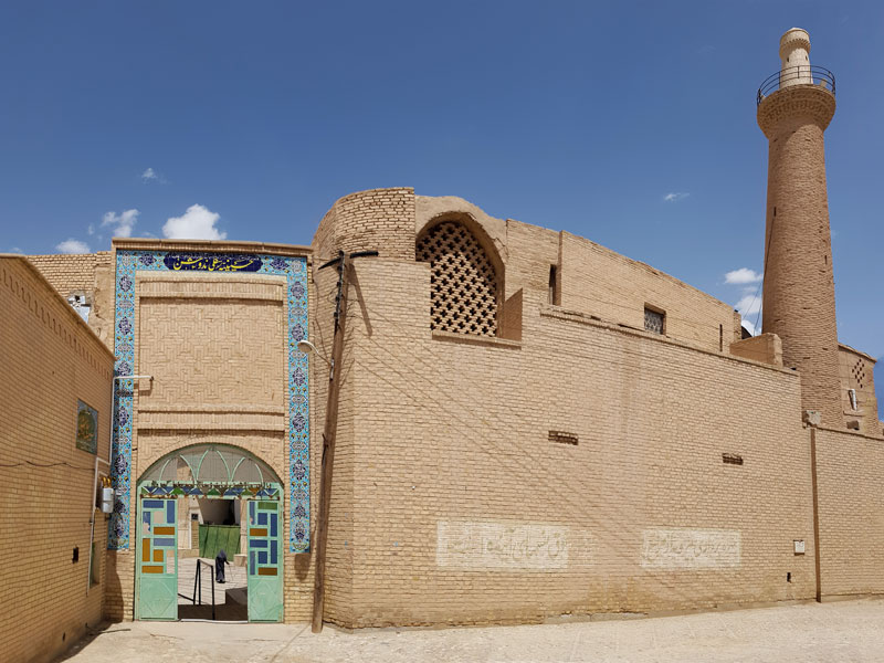 ورودی مسجد جامع ندوشن