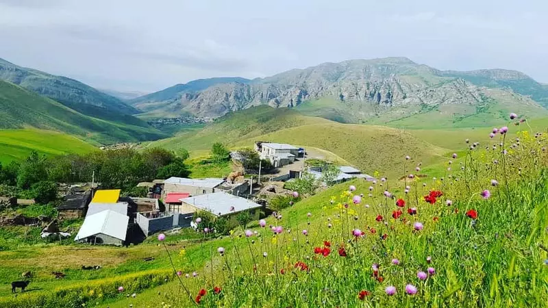 بهار در روستای خان کندی