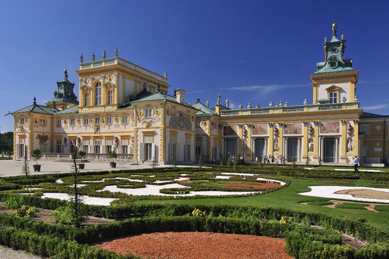 قصر ویلانو در ورشو لهستان