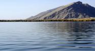 دریاچه پریشان پای کوهستان زاگرس از نمای نزدیک