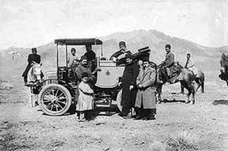ورود نخستین خودرو به ایران توسط مظفرالدین شاه