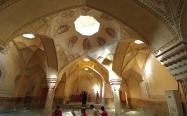حمام وکیل شیراز با ستون و سقف زیبا