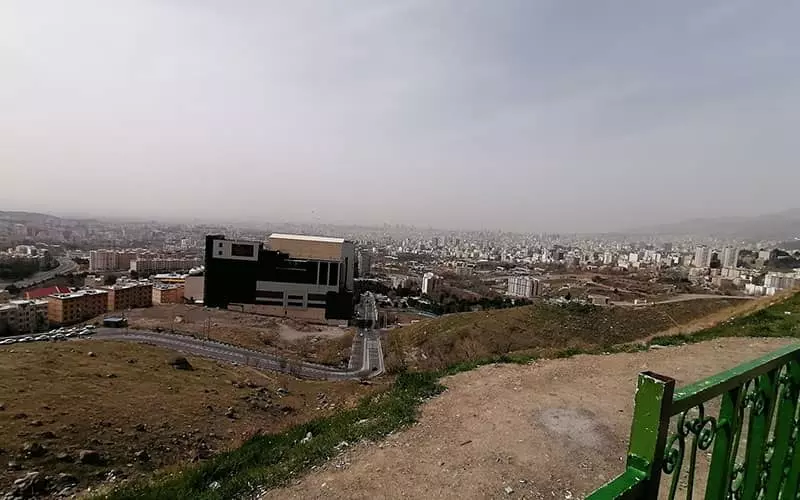 چشم انداز شهر تهران از بام محک