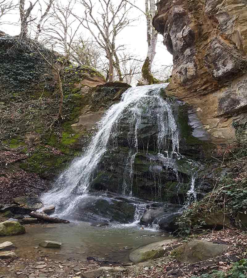 آبشار سنگ لوه