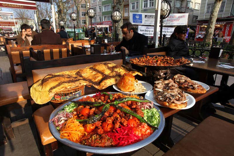 غذاهای سنتی استانبول در رستوران