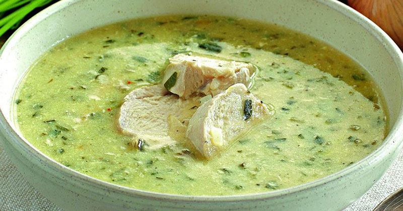 Chikhirtma، سوپ مرغ در باتومی