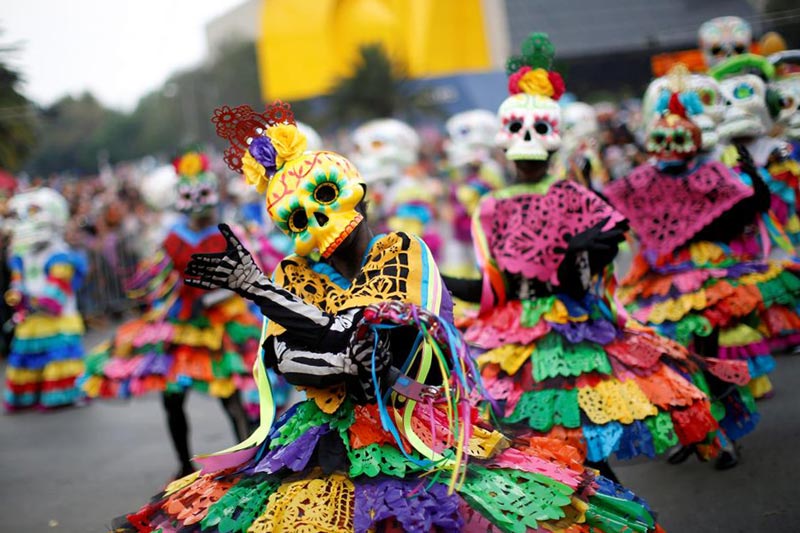 فستیوال روز مردگان در مکزیک
