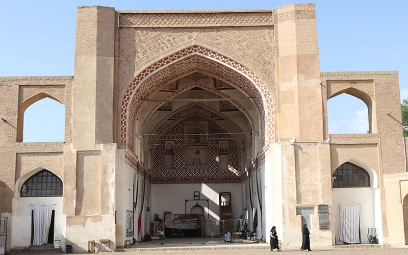 شبستان و طاق نماهای مسجدی تاریخی