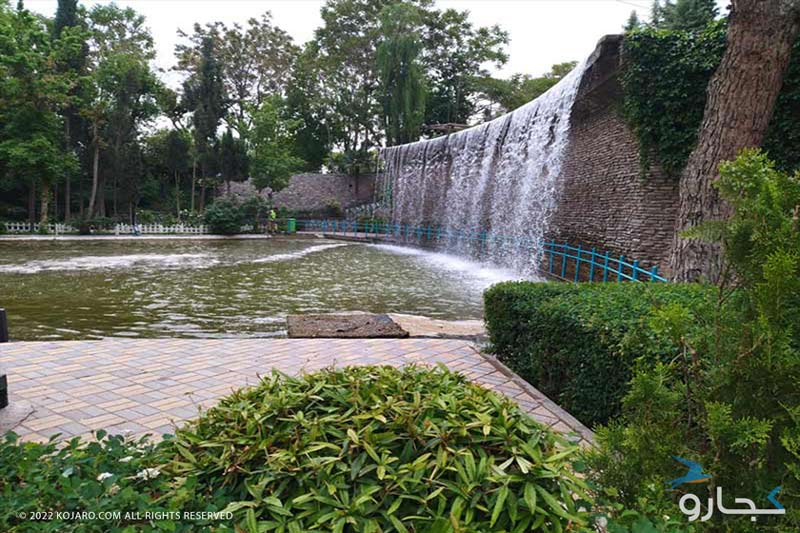 آبشار مصنوعی در پارک چمران کرج