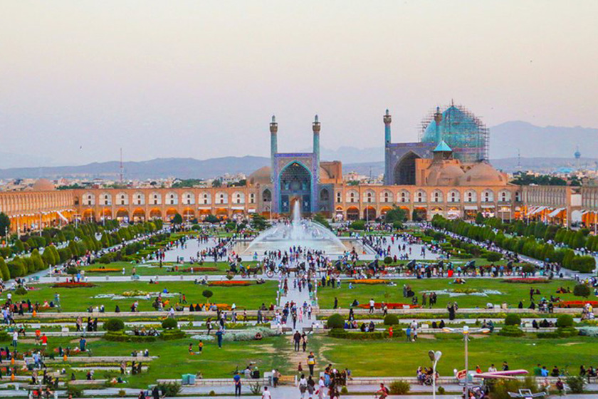 افزایش ساعت بازدید بناهای تاریخی میدان نقش جهان در تعطیلات عید فطر