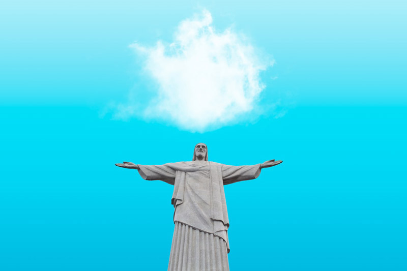 نمایی نزدیک از مجسمه‌ی مسیح منجی در ریو دو‌ژانیرو