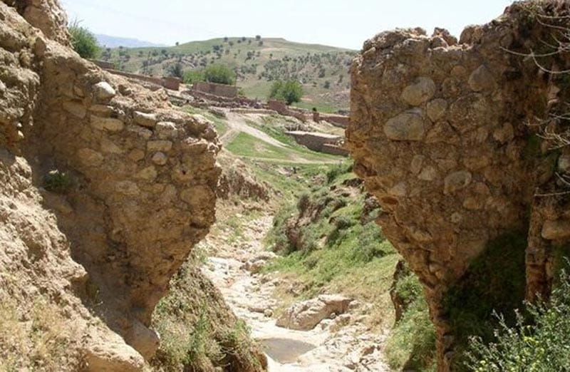 بقایای شهر تاریخی سیروان در کوهستان های ایلام