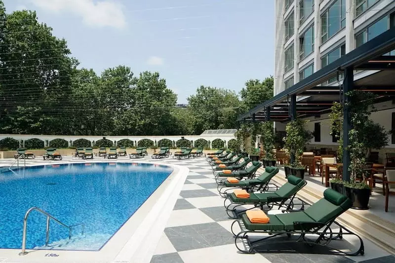 استخر شنا هتل اینتر کنتینتال استانبول