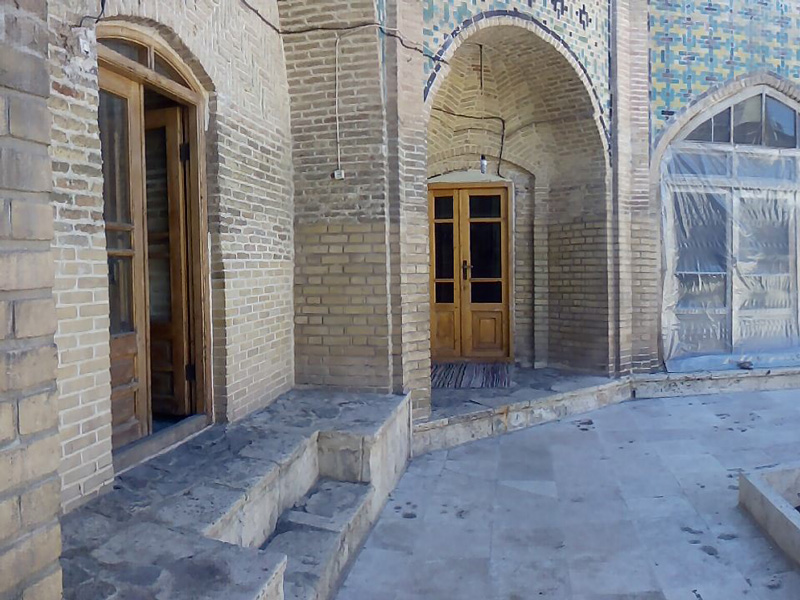 حجره های مدرسه و مسجد خانم