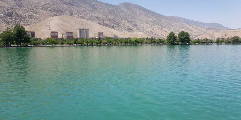 دریاچه کیو در روز