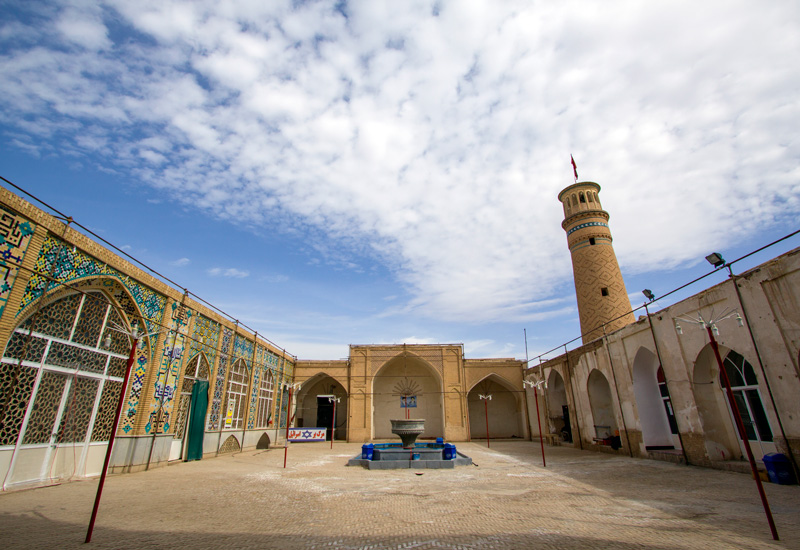 محوطه مسجد جامع کاشان