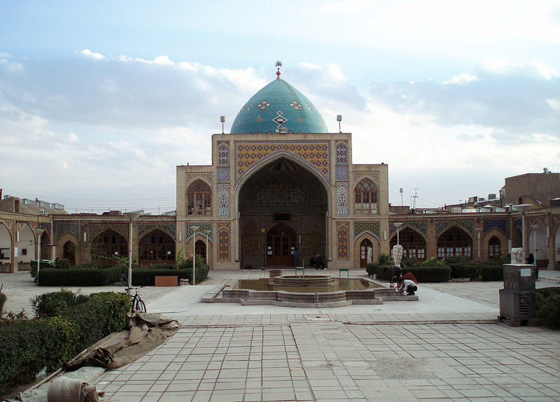 محوطه مسجد جامع زنجان