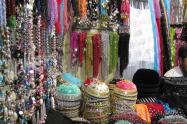 لباس‌های سنتی کردی در بازار سنتی کرمانشاه