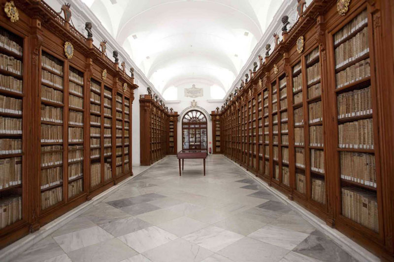 کتابخانه کلمبینا سویا در اسپانیا