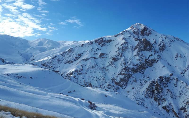 قله کوهستانی در طالقان