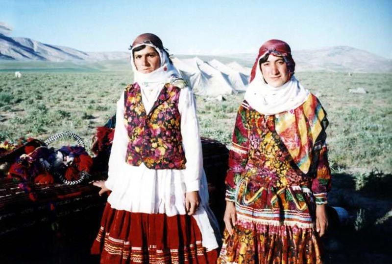 لباس محلی زنان خراسان شمالی