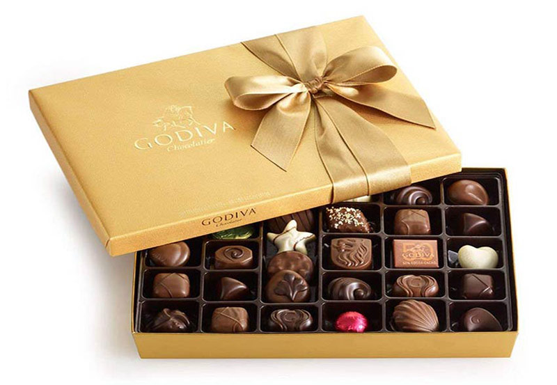 جعبه شکلات‌های کادویی گودیوا