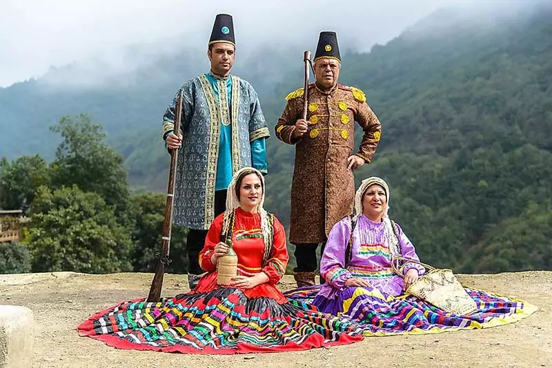 لباس های سنتی زنان و مردان در شمال ایران
