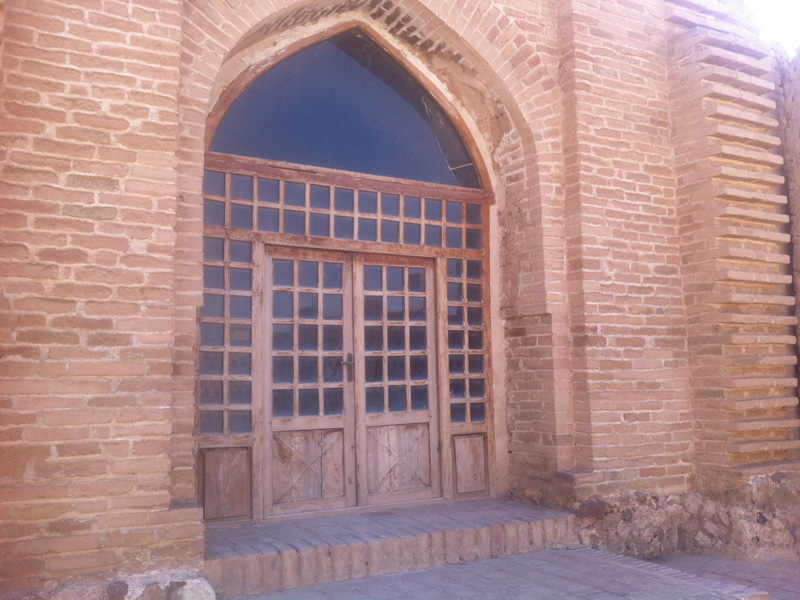 ورودی مسجد جامع قروه