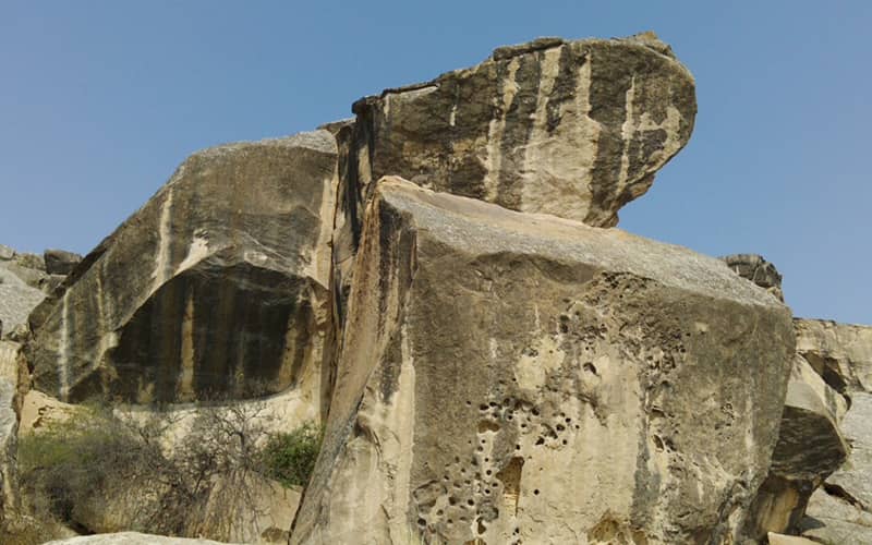 صخره های بزرگ در پارک ملی قبوستان