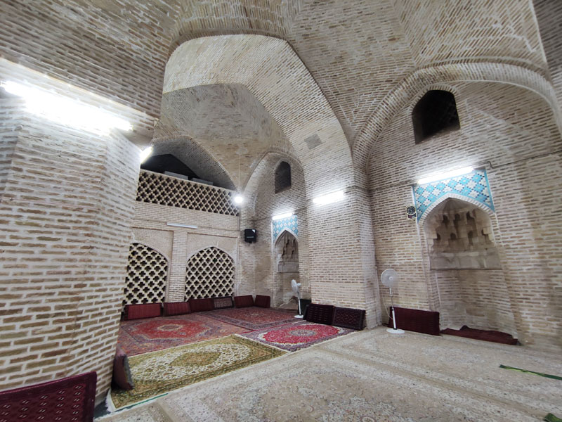 شبستان مسجد جامع قم