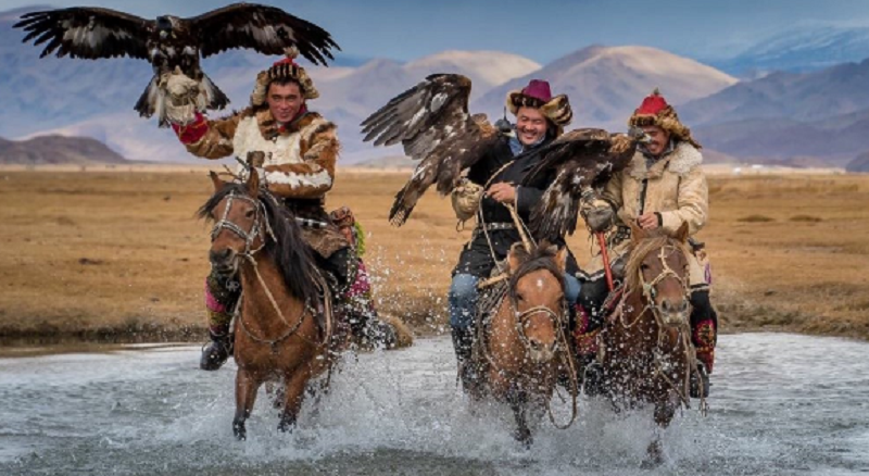 جشنواره عقاب طلایی مغولستان