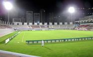 استادیوم فوتبال کوچکی در شب