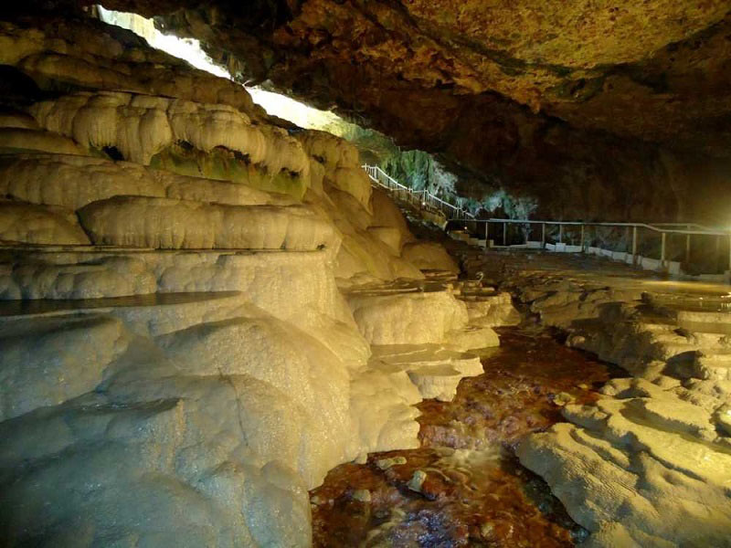 غار کاکلیک در دنیزلی