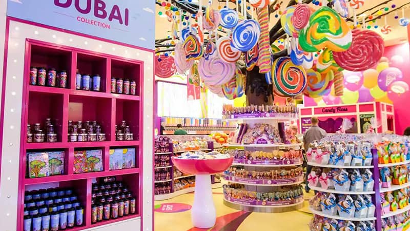 فروشگاه شکلات های رنگارنگ در دبی مال