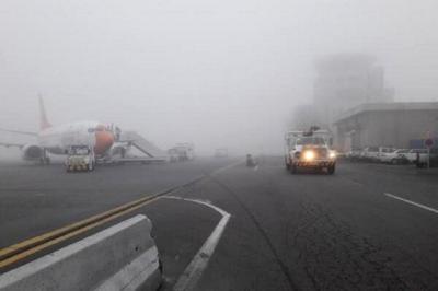 توقف پروازهای فرودگاه اهواز به دلیل مه گرفتگی