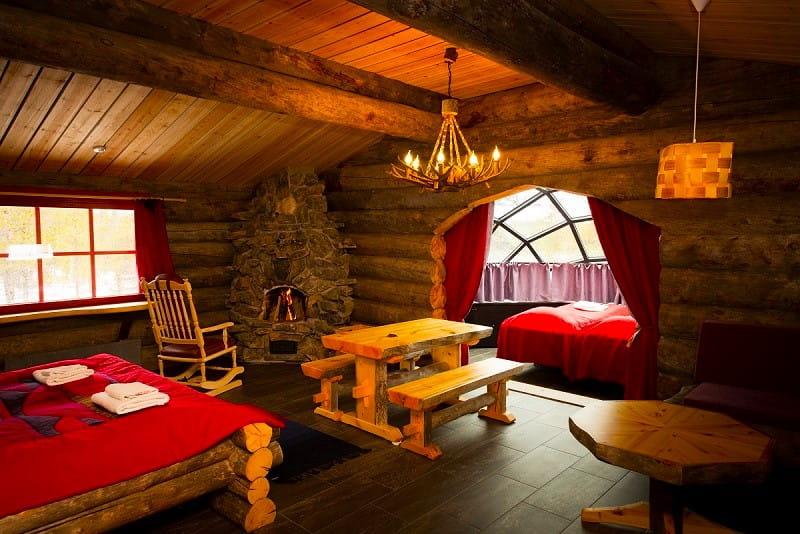 اتاق های چوبی اقامتگاه قطبی کاکسلاتانن، منبع: kakslauttanen