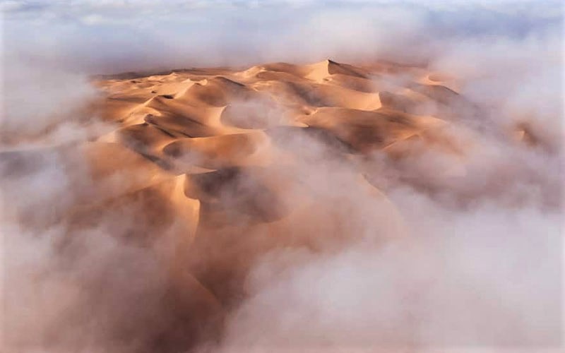 صحرا در مه