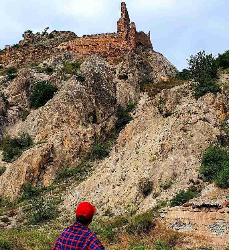 قلعه چهل در ورسک؛ منبع عکس: گوگل مپ؛ عکاس: محمدمهدی مرزبان