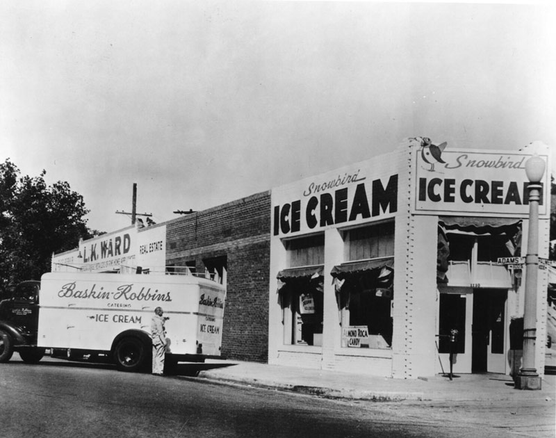 بستنی بسکین رابینز؛ منبع عکس: Los Angeles Times، عکاس: نامشخص