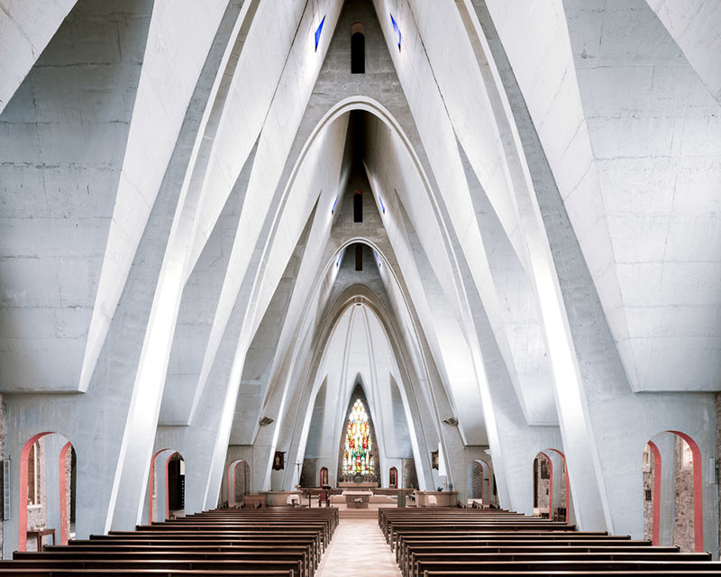 کلیسای سنت مارتین در فرانسه؛ منبع و عکاس: Thibaud Poirier 