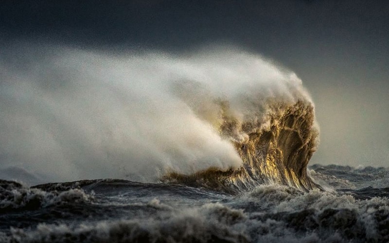 طوفان شدید در دریاچه ایری،‌منبع عکس: اینستاگرام trevorpottelbergphotography@، عکاس: Trevor Pottelberg