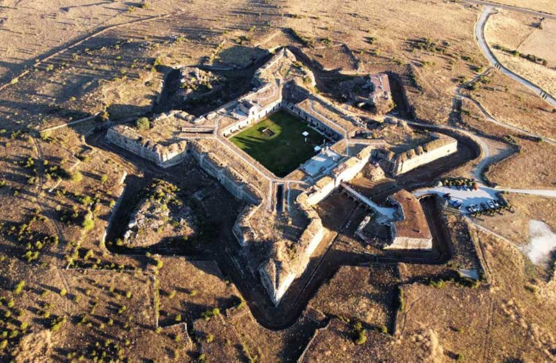 قلعه سلطنتی Concepción در نزدیکی مرز اسپانیا و پرتغال