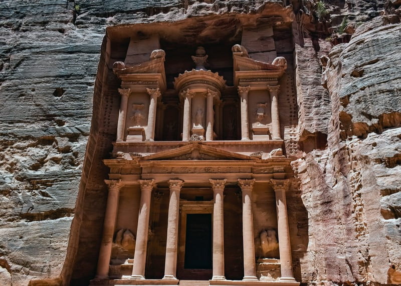 بقایای شهر باستانی پترا در کشور اردن، منبع: pixabay