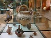 بخشی از آثار به دست آمده از شهر تاریخی بلقیس که در موزه باستان شناسی بجنورد نگهداری می شوند؛ منبع عکس: ایرنا؛ عکاس: نامشخص