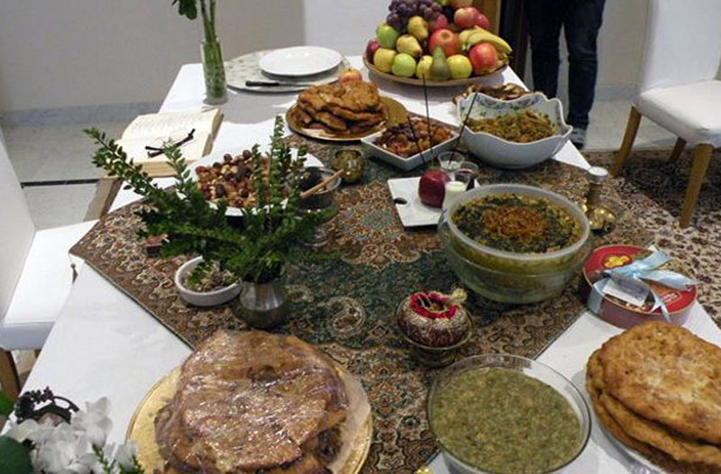سفره جشن میانه پاییز با خوراکی های مخصوص جشن گاهنبار، منبع عکس: خبرگزاری موج، عکاس نامشخص