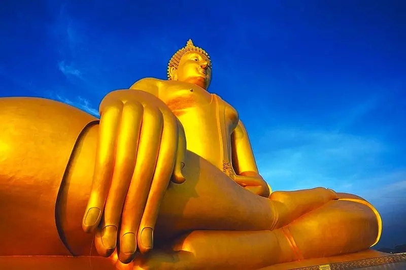 بزرگ‌ترین بودای تایلند، منبع: atlasobscura.com