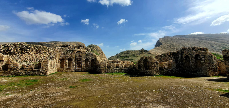 بقایای شهر تاریخی بیشاپور؛ منبع عکس: گوگل مپ؛ عکاس: حیدر حسینی