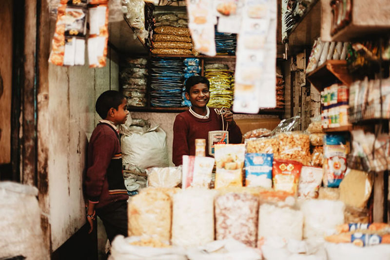 فروشنده های جوان هندی