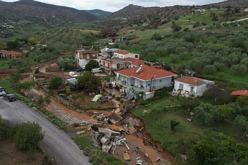 تخریب خانه‌ها در سیل ناشی از طوفان الیاس در یونان