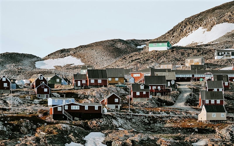 کلبه‌های چوبی در کشور گرینلند